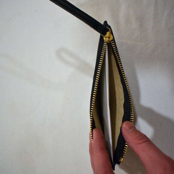 Black Leather Pouch Purse Set - Picture 2 of 6